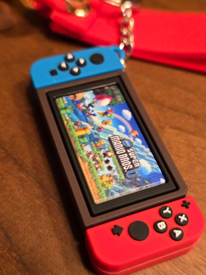 Porte-clés Super Mario + manette Switch - photo numéro 2