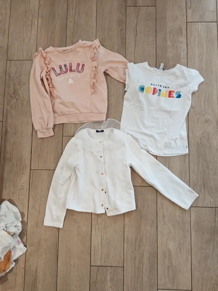 Lot de vêtements fille en 10 ans tachés