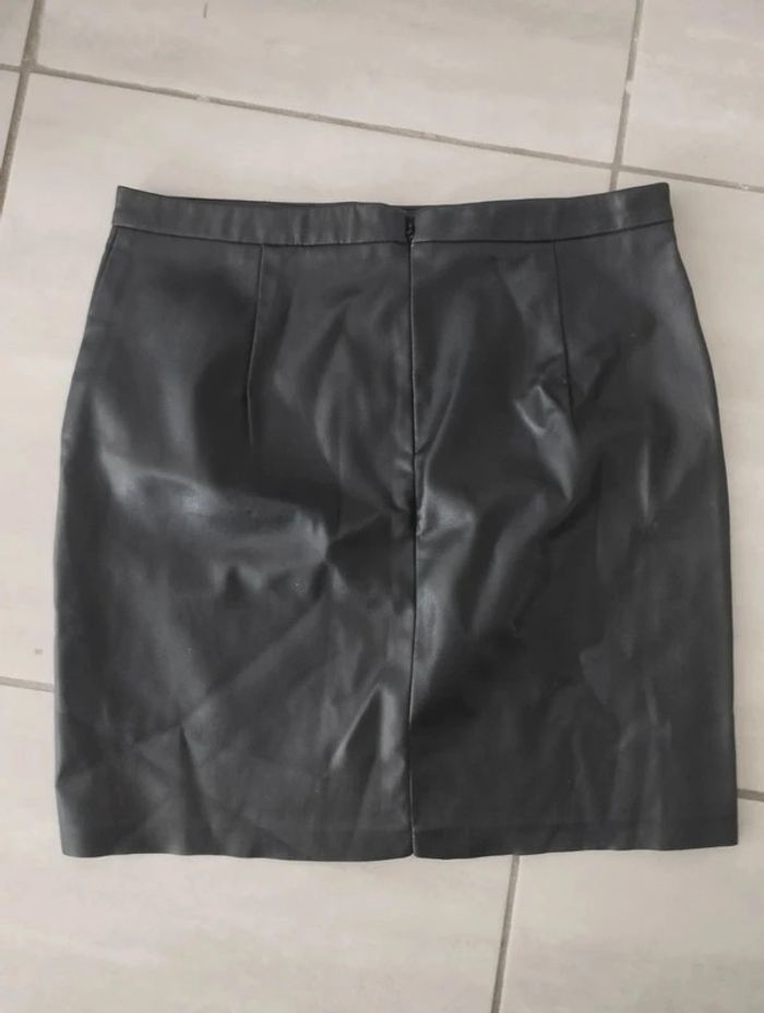 Jupe imitation cuir - photo numéro 2