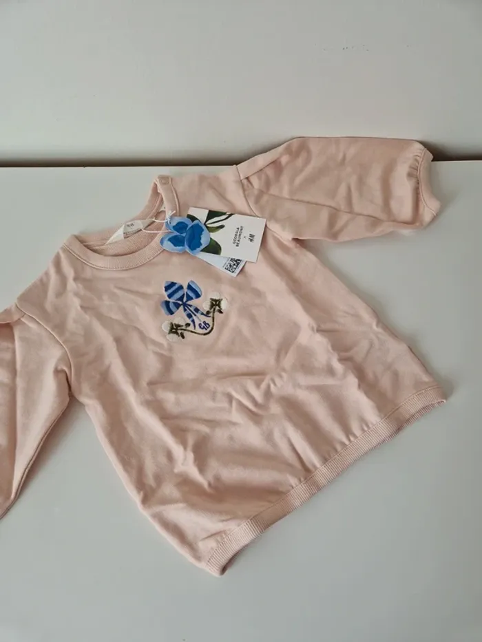 Sweet rose fleur brodé 9-12mois neuve H&M Georgia Beaumont