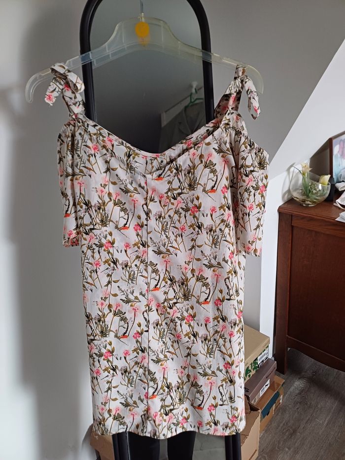 Blouse épaules dénudées - photo numéro 4