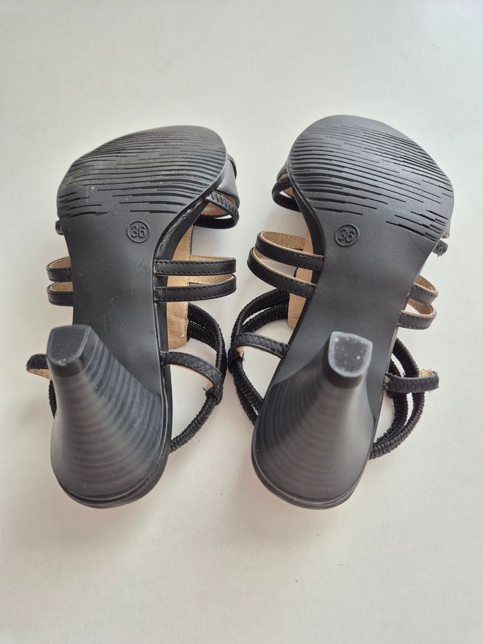 Sandales à talons Veracity taille 36 - photo numéro 3