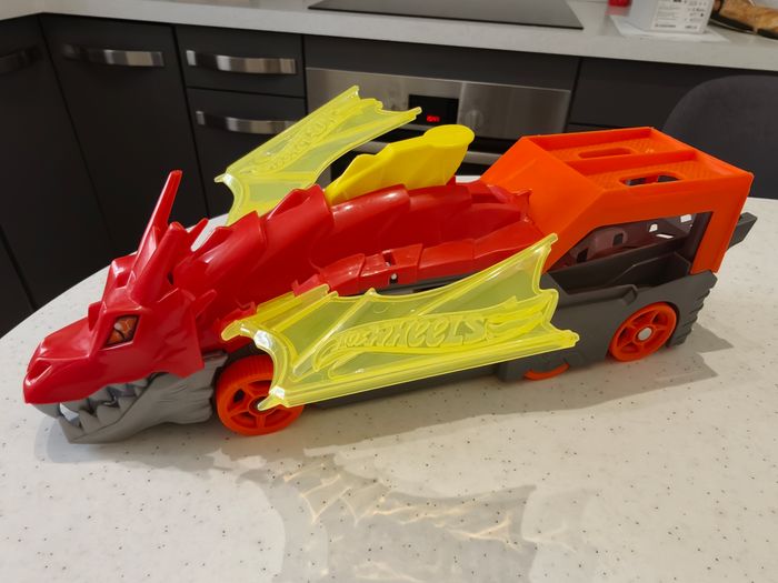 Jouet Hot Wheels Transporteur Dragon Lanceur - photo numéro 2