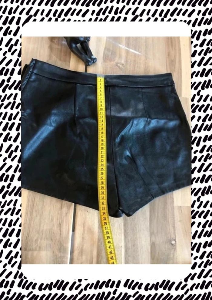 Short court noir taille 38 H&M - photo numéro 11