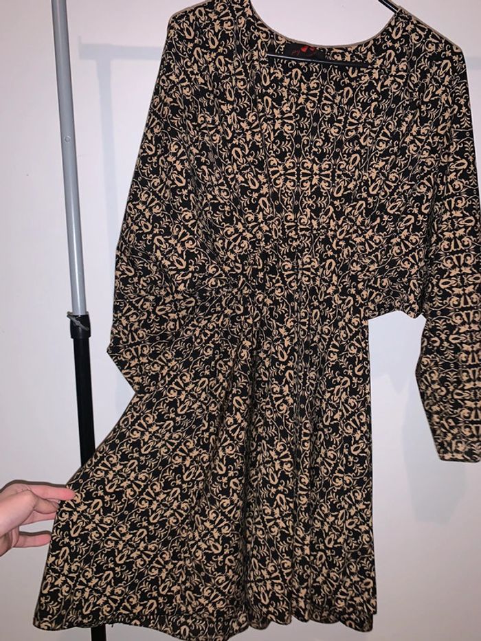 Robe mi longue cache coeur - photo numéro 3