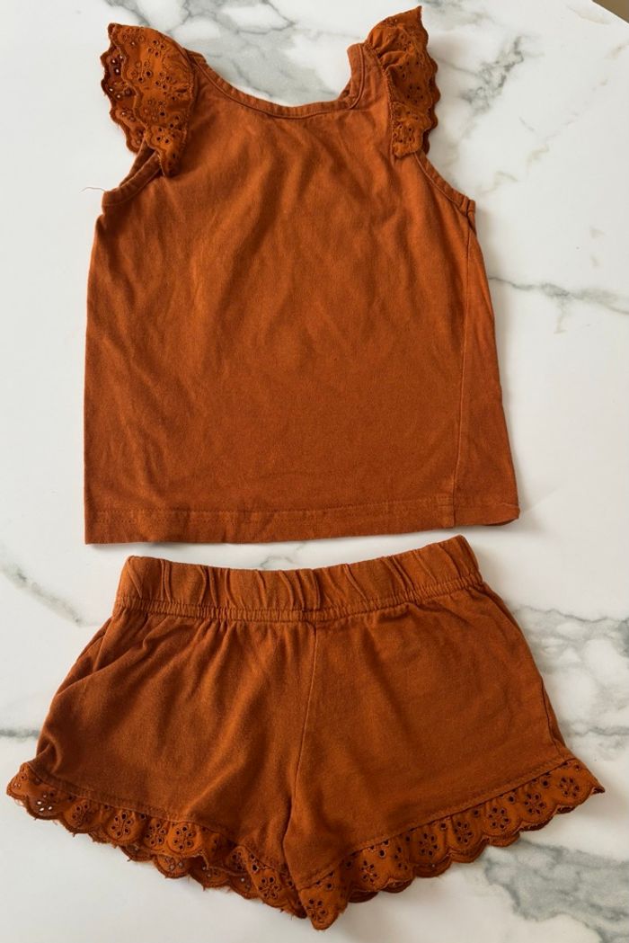 Ensemble broderie - photo numéro 4