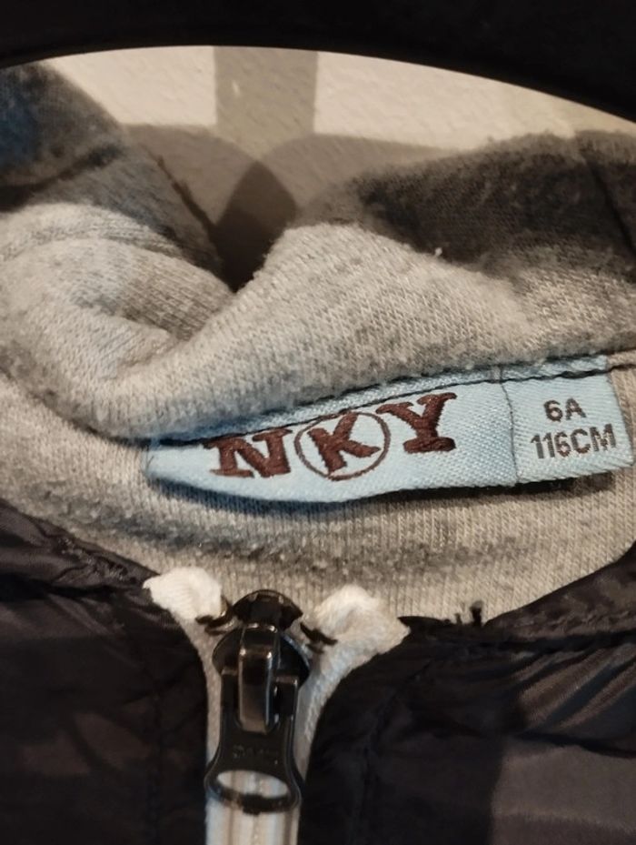 Blouson garçon mi-saison t. 6 ans - photo numéro 3