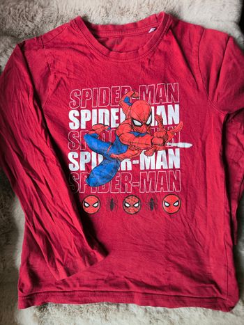 T-shirt manches longues Spider-Man rouge 8 ans très bon état