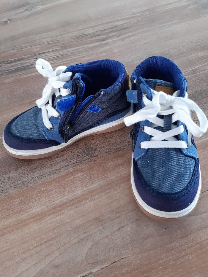Baskets garçon taille 27