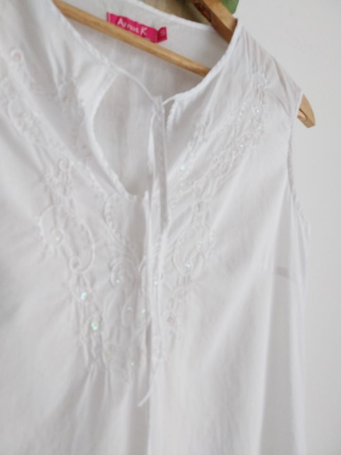 Tunique en coton blanc finition broderie sequins & perles Alyssa K Taille 36/38 - photo numéro 9
