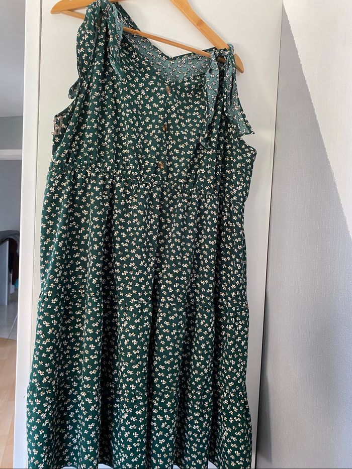 Robe shein - photo numéro 2