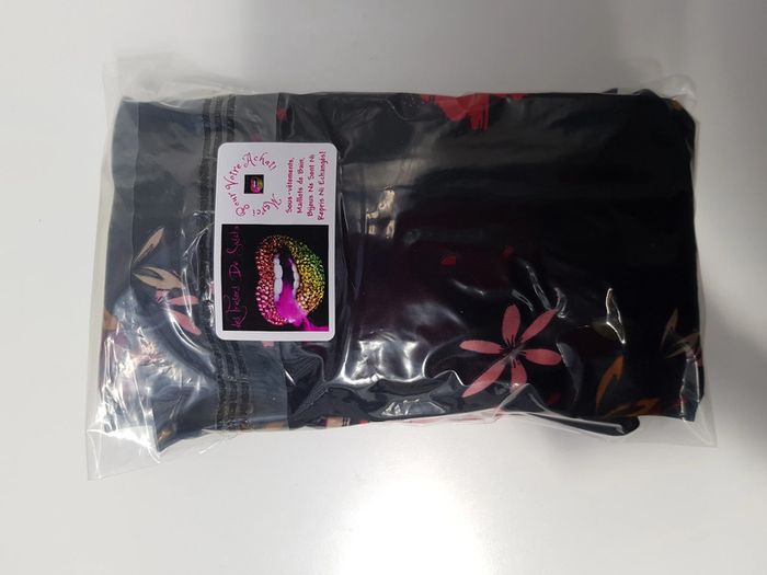 Robe Tunique Noire Imprimé Fleurs Rouge Et Rose - photo numéro 15