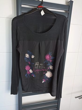 T shirt taille 42-44