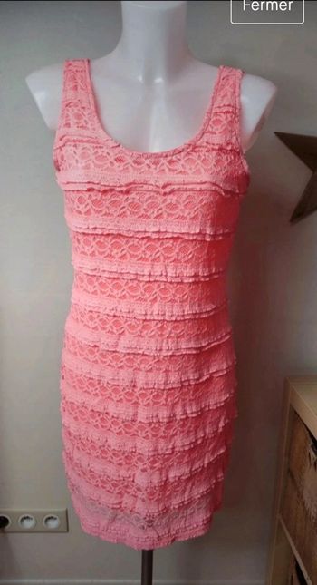 🌺Très jolie Robe dentelle corail fluo 40🌺