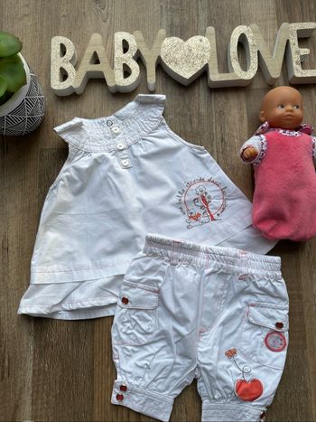 - Ensemble Disney - 1 mois - Très bon état