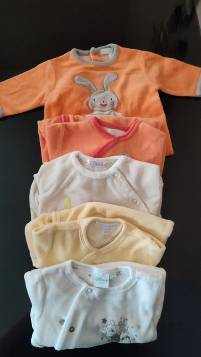 Lot 5 pyjamas 1 mois tbe