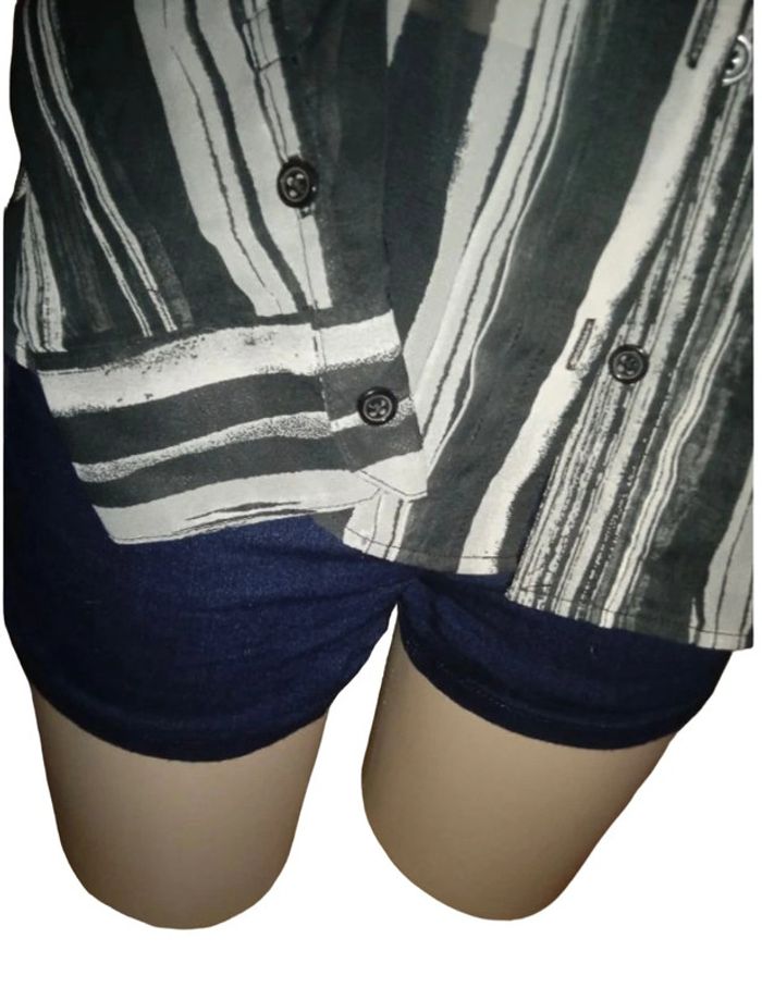 Chemise taille S - photo numéro 3