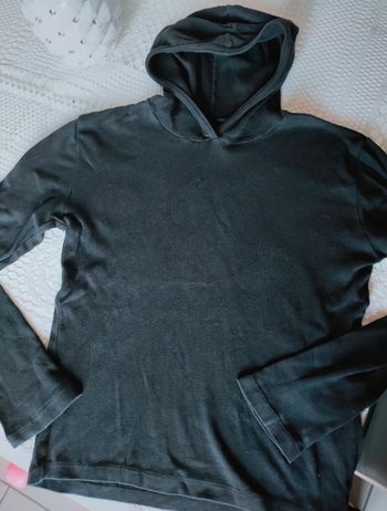 Haut a capuche 10 ans