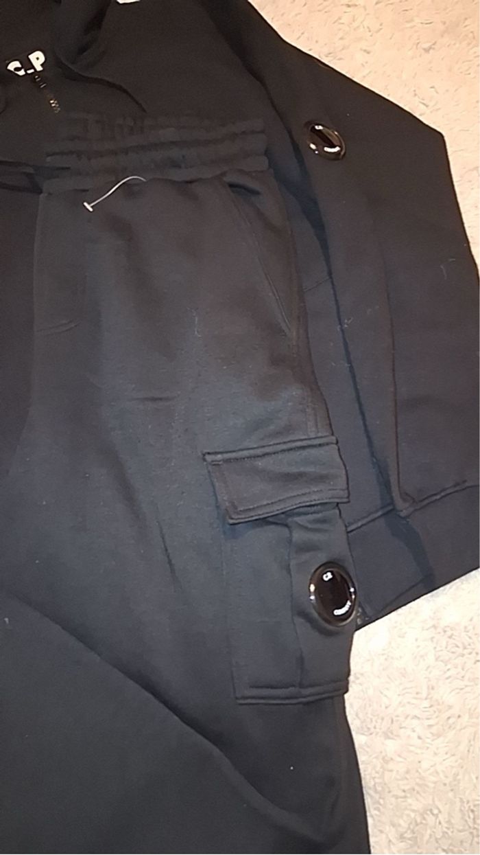 Survêtement - photo numéro 4