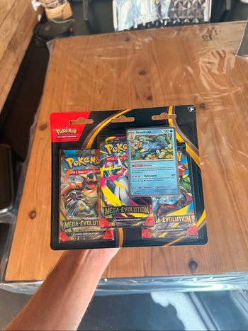Tripack Pokémon Mega-Evolution ME1 Akwakwak