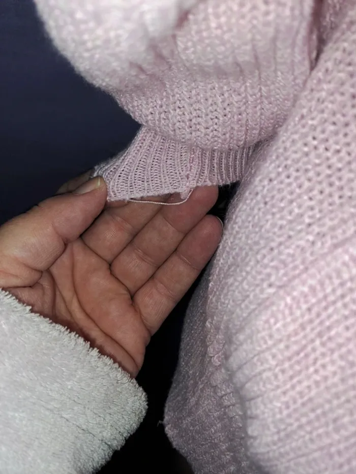 Pull femme taille 40-42 - photo numéro 3
