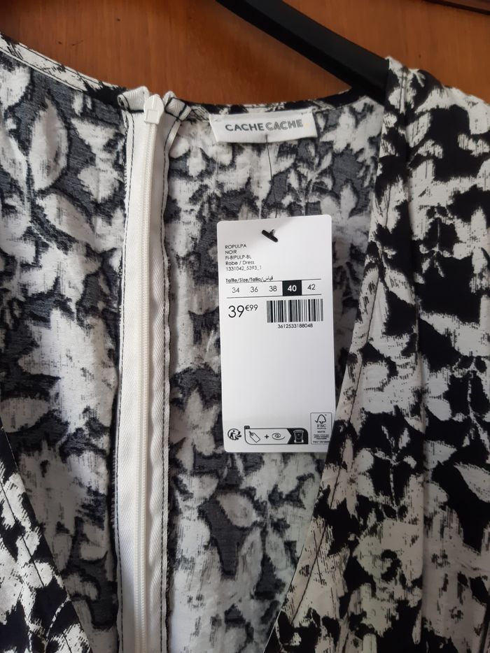 Robe fleurie - photo numéro 3