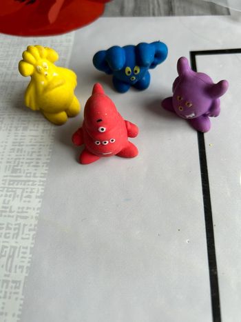 Kinder Egg Toys - Collection Kinder