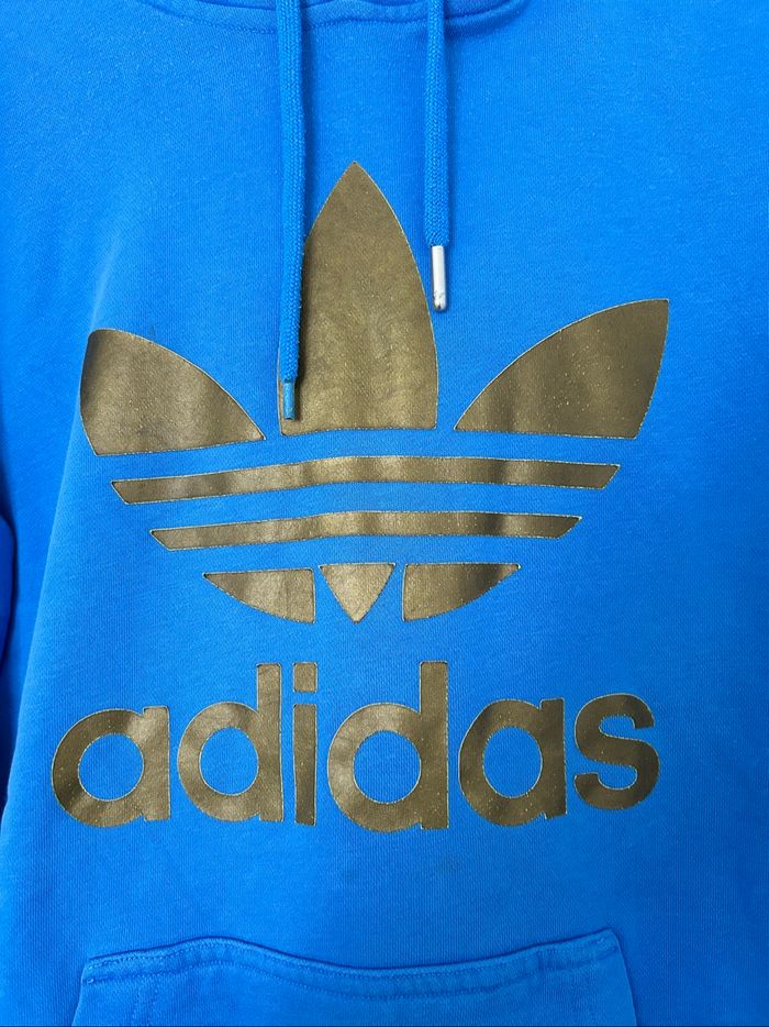 Sweat bleu molletonné à capuche logo or Adidas S - photo numéro 3