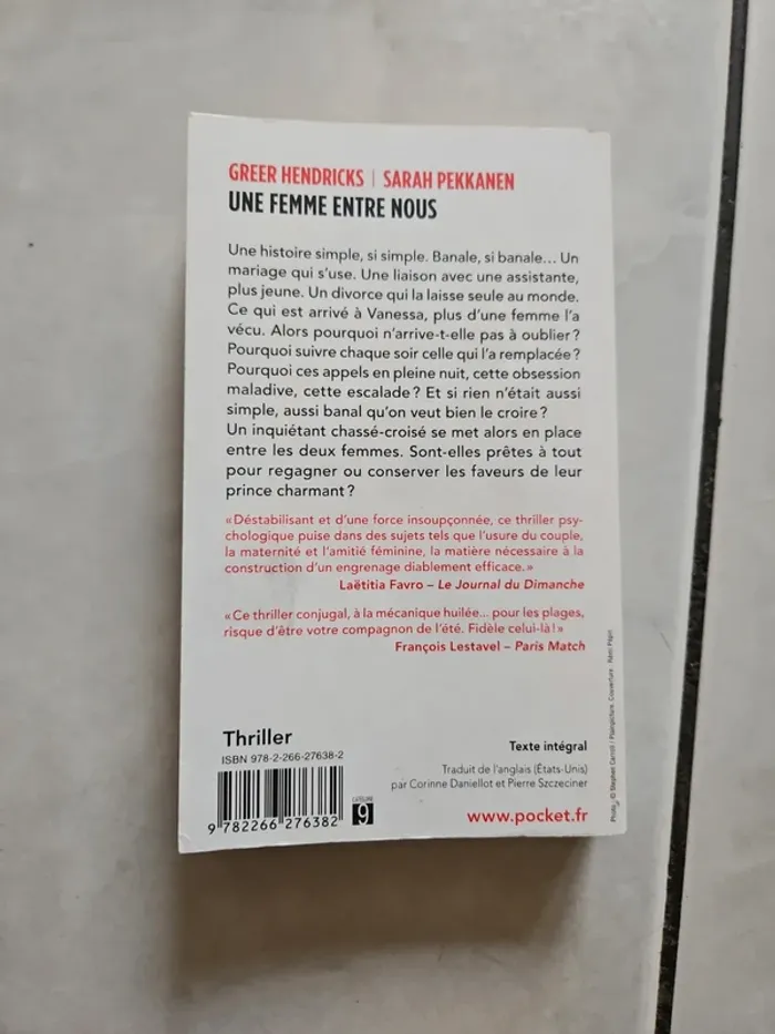 Une femme entre nous - photo numéro 2