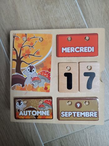 Calendrier en bois