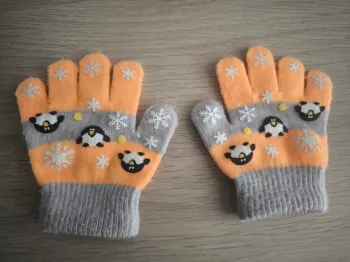 Petits gants