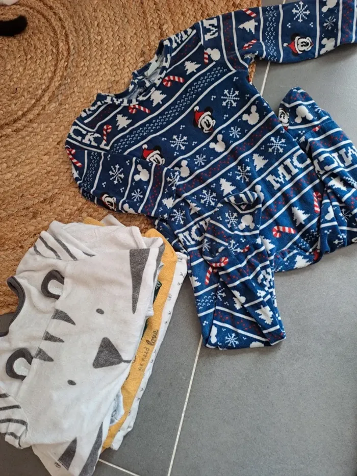 Lot de pyjamas 24 mois - photo numéro 3