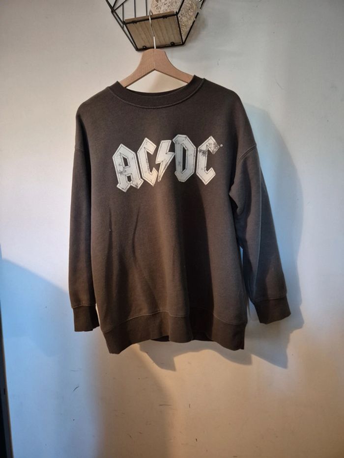 Pull AC/DC