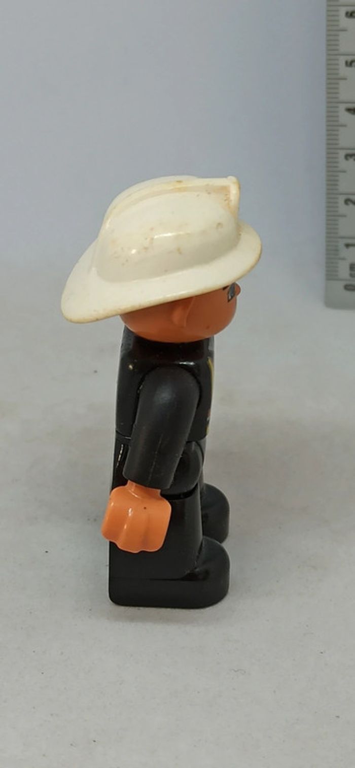 Homme pompier habits noirs lego duplo - photo numéro 2