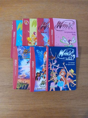 Lot bibliothèque rose winx club