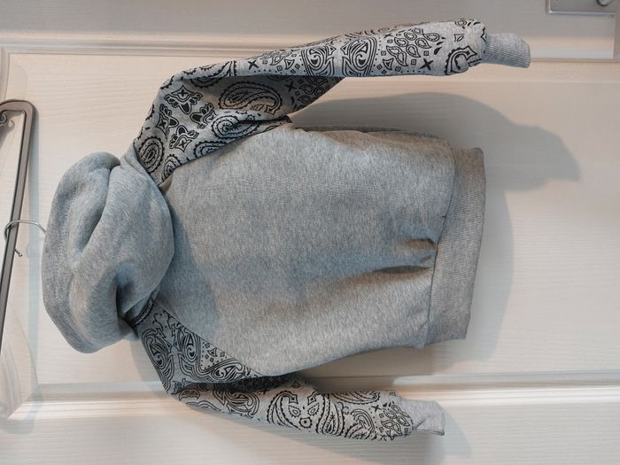 survêtement jogging gris et noir 4 ans - photo numéro 3