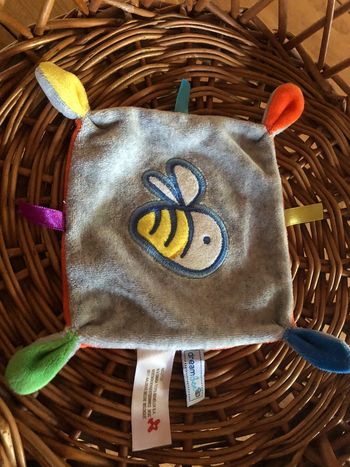 Doudou carré dreambee nicotoy