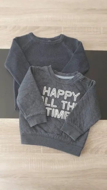 Lot de 2 pulls 12-18 mois