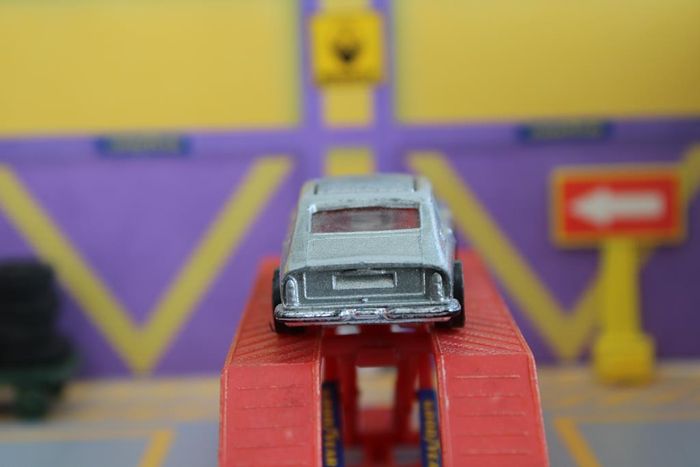 Corgi Aston Martin DB6 - photo numéro 4