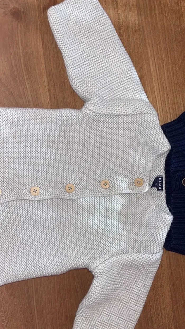 Gilets kiabi 12 mois - photo numéro 3