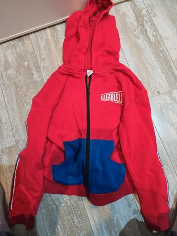 Sweat à capuche #orianablfille8ans
