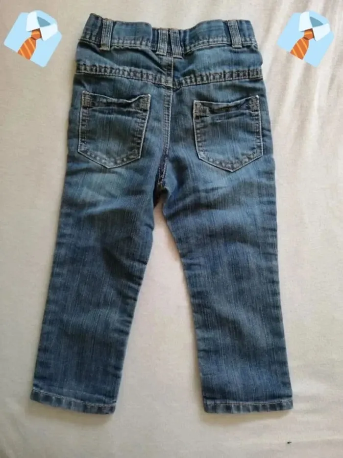 Jean Enfant à Bouton - Taille 18 Mois - photo numéro 2