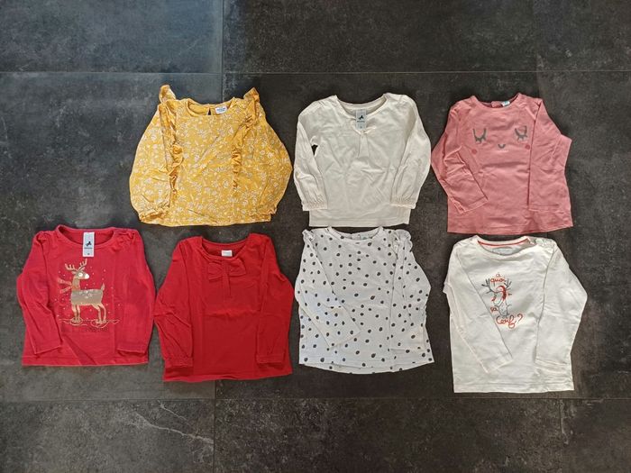 Lot vêtements filles 2 ans 67 pieces - photo numéro 2