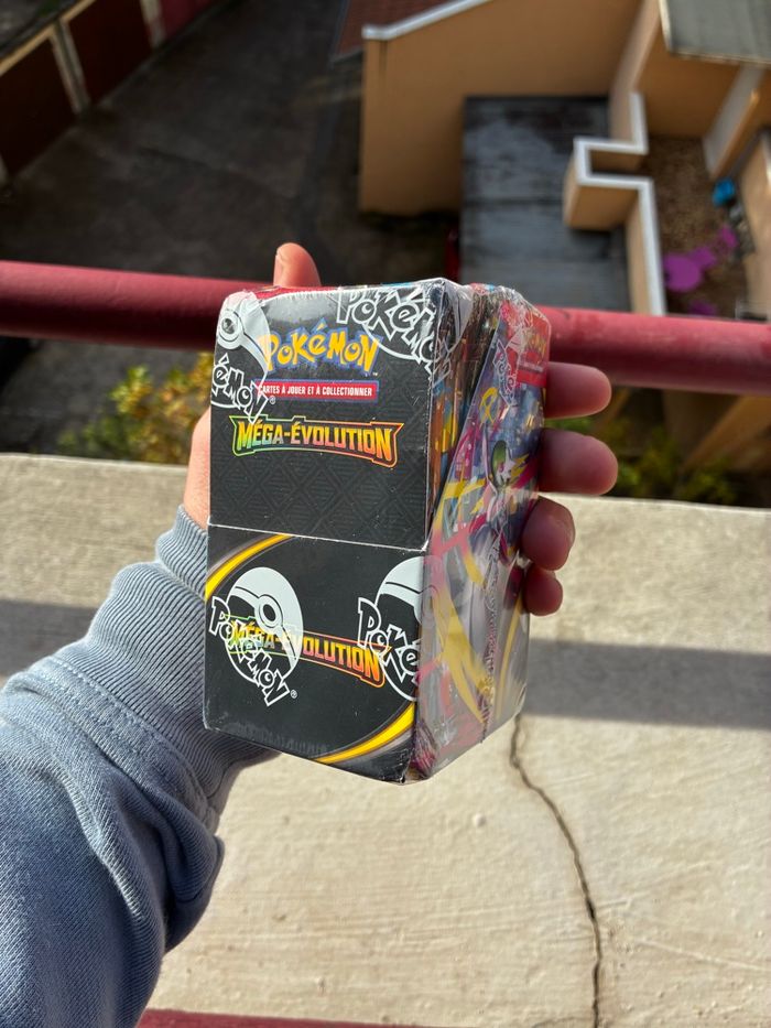 Demi Display Méga Évolution 1 - Neuf