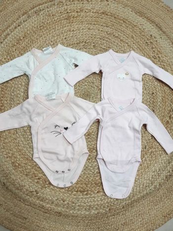 Lot de 4 bodies manches longues naissance