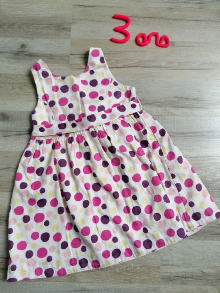 Robe 3 ans
