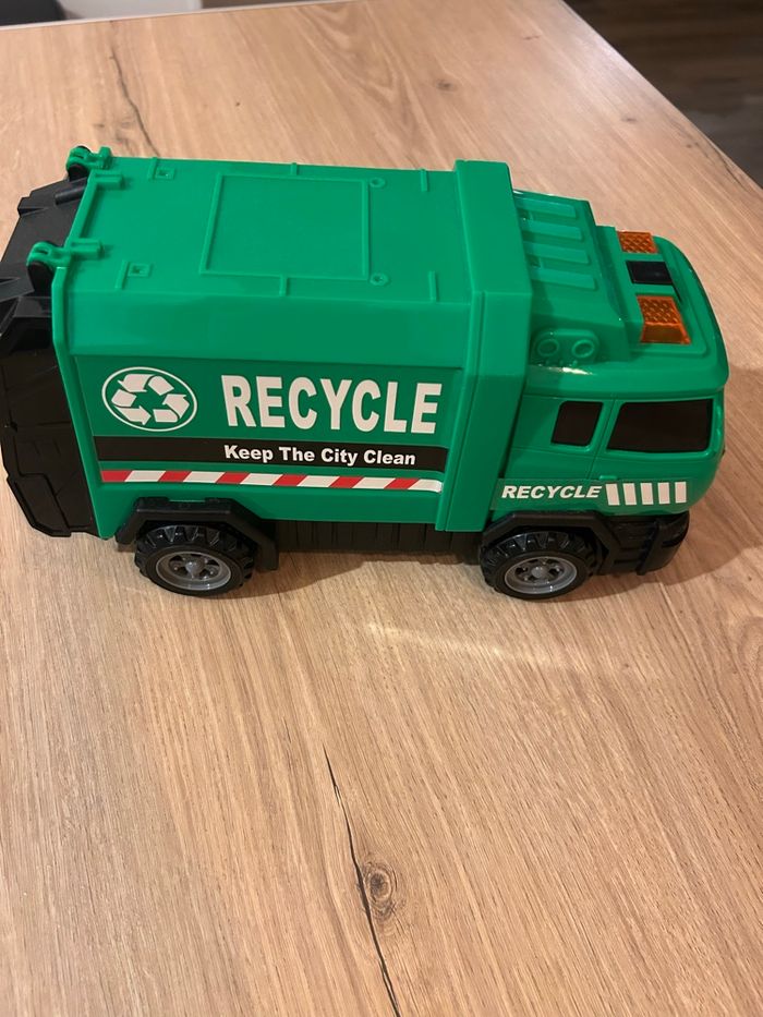 Camion de recyclage