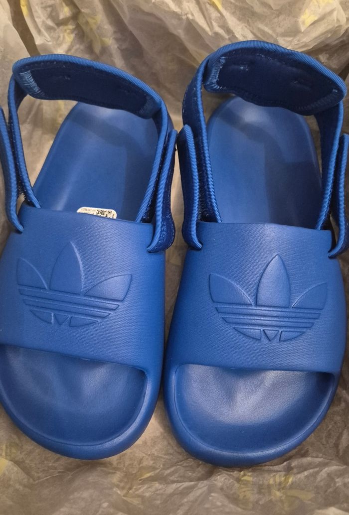 Sandales Adidas Adilettes mixte - photo numéro 2