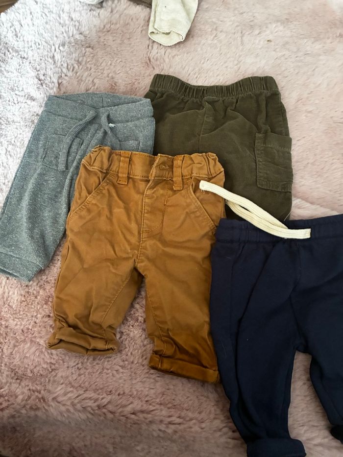 Lot de pantalons - photo numéro 2