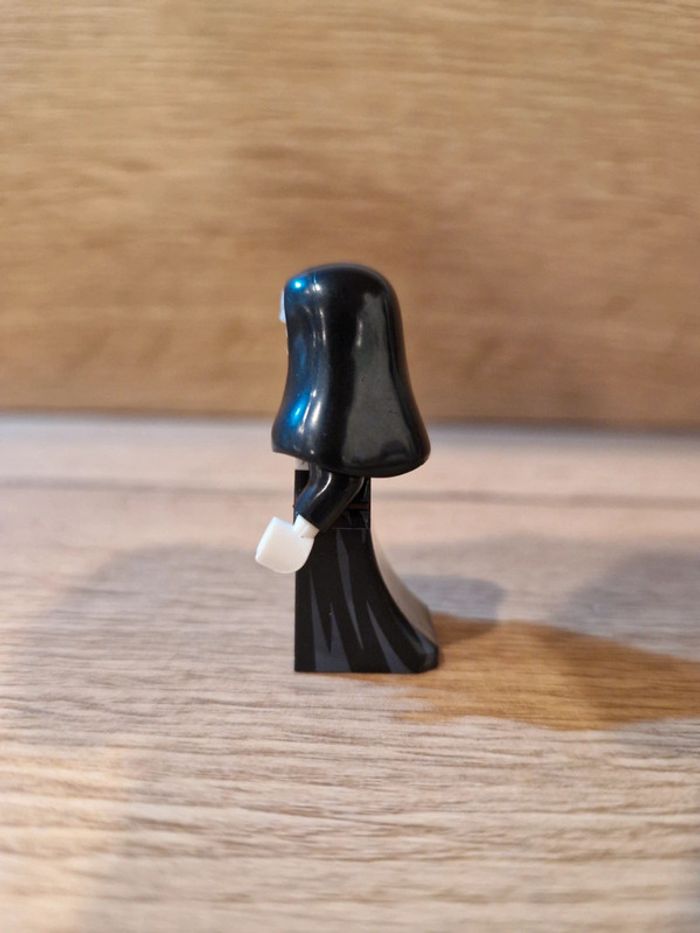 Figurine type lego La Nonne Conjuring - photo numéro 3